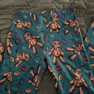 NWOT full length CVG leggings